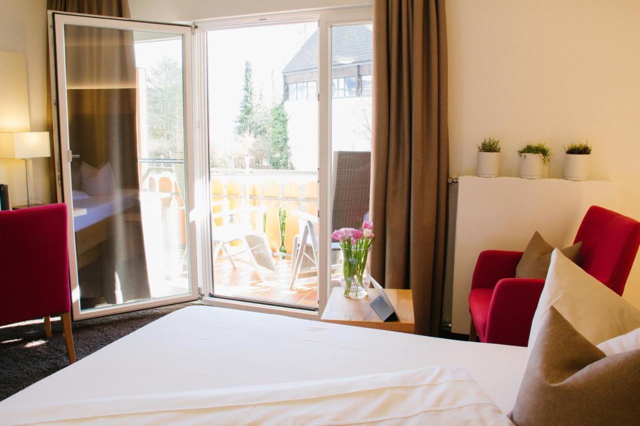 Hotel-Restaurant Sennhuette Im Herzen Des Suedschwarzwalds Kleines Wiesental Bagian luar foto