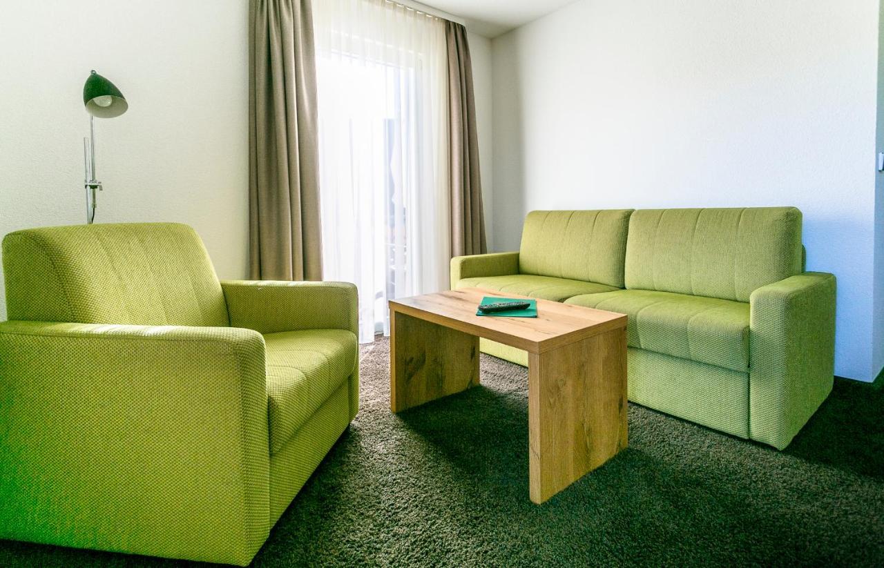 Hotel-Restaurant Sennhuette Im Herzen Des Suedschwarzwalds Kleines Wiesental Bagian luar foto